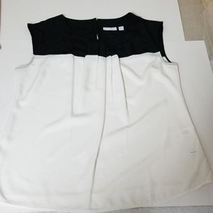 New York & Company Black and White Blouse